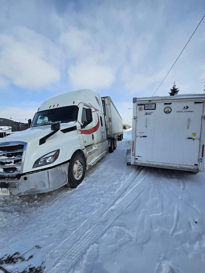 Service de remorquage poids lourds Abitibi‑Témiscamingue 